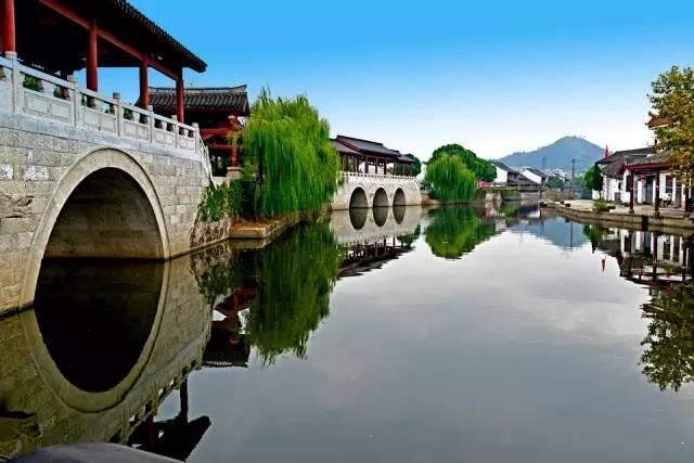 网传“春节快递停运”？记者探访济南快递网点驿站：有人员值守收发件，还升级24小时自助取件功能｜记者帮办